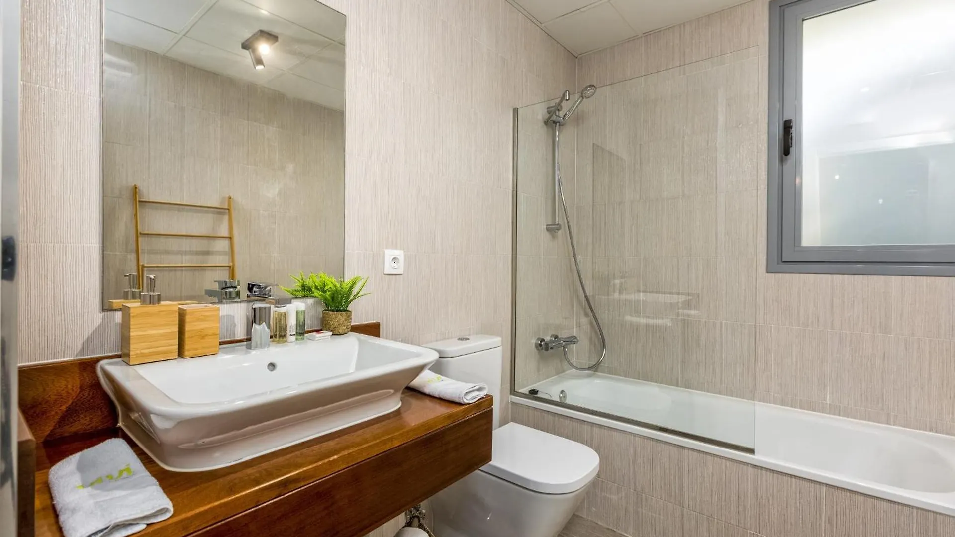 Apartment Vivi Homes - Casa Ferli Marbella Pool, Garden, Golf & Sea View Spain