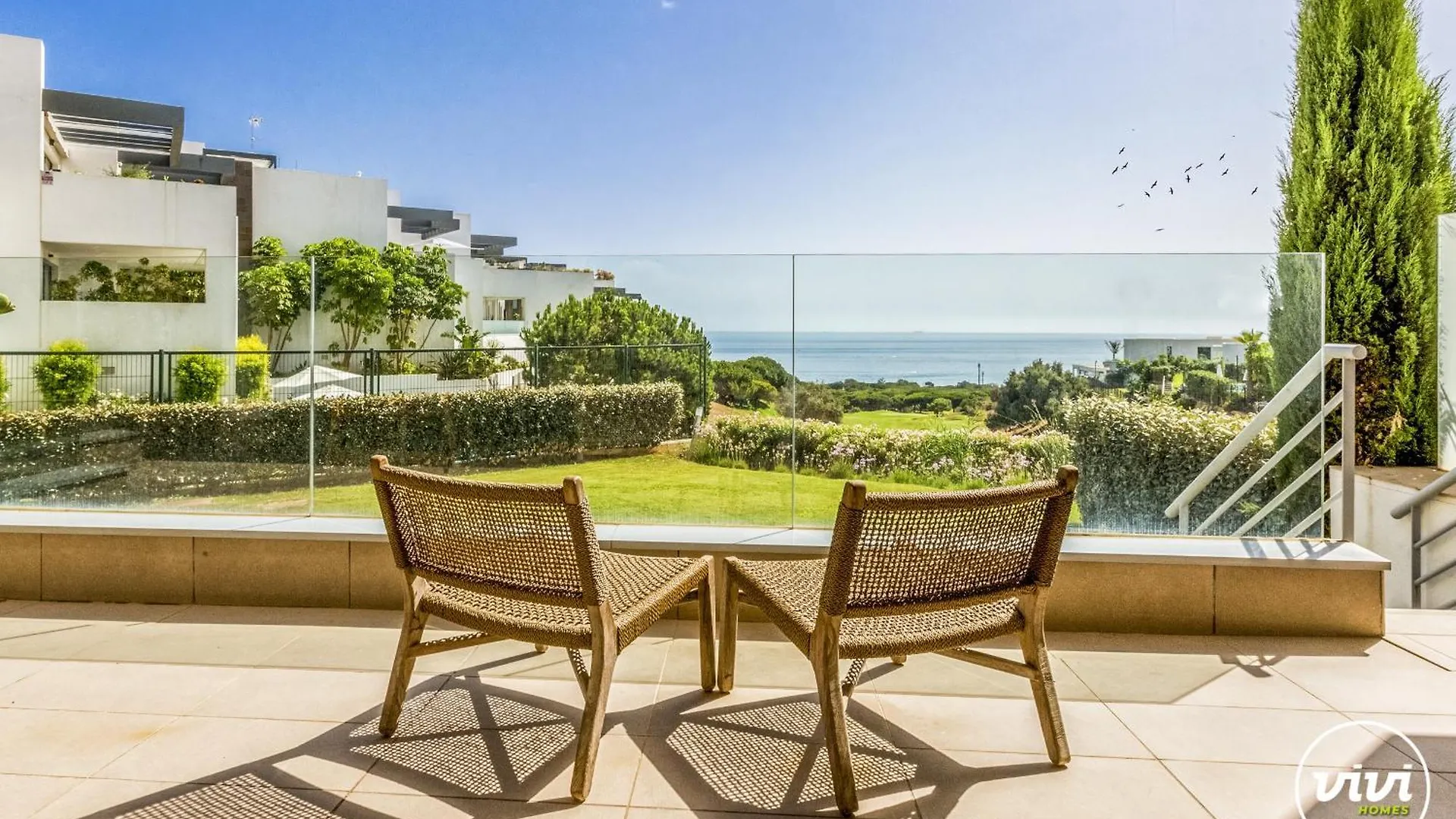 Vivi Homes - Casa Ferli Marbella Pool, Garden, Golf & Sea View